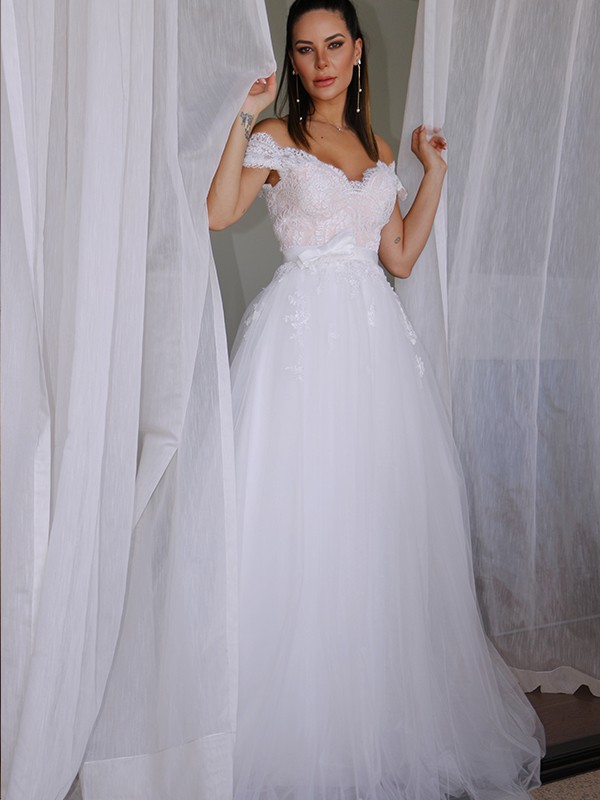 A-Line/Princess Tulle V-neck Sleeveless Lace Floor-Length Wedding Dresses 1119