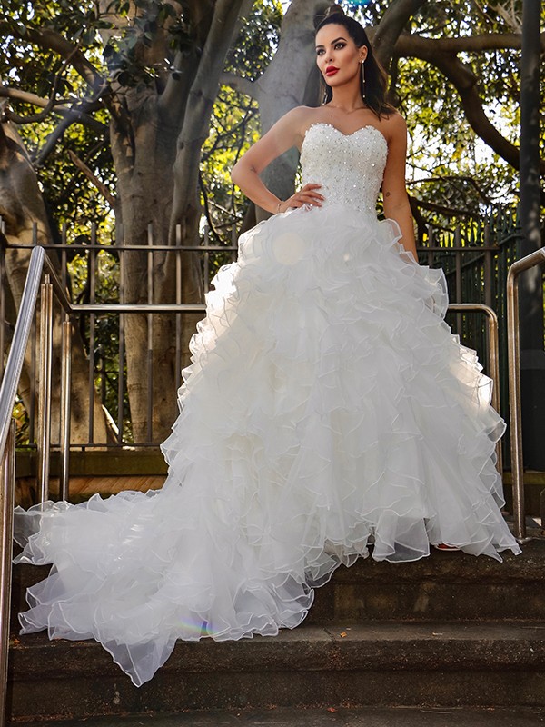 Ball Gown Organza Sleeveless Sequin Sweetheart Chapel Train Wedding Dresses 1220