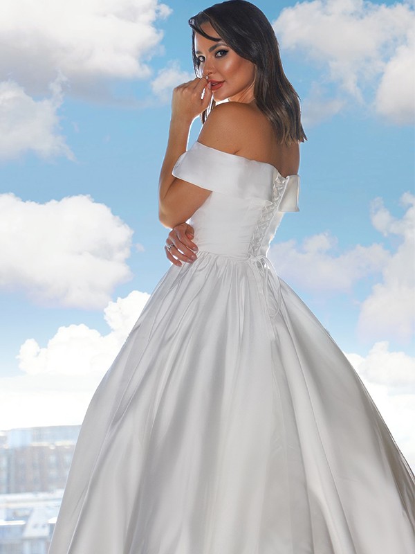 Ball Gown Satin Ruffles Off-the-Shoulder Sleeveless Court Train Wedding Dresses 1226