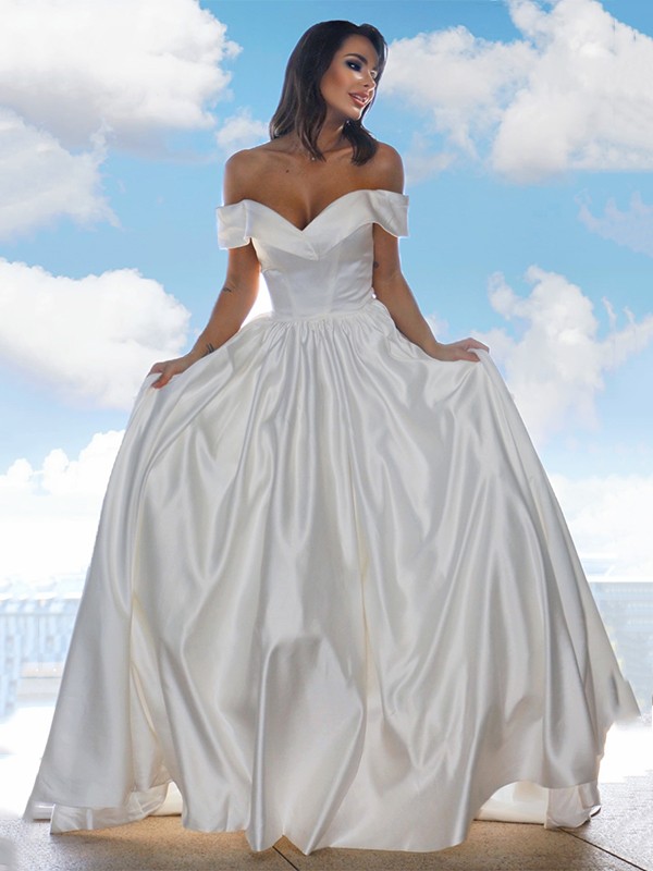 Ball Gown Satin Ruffles Off-the-Shoulder Sleeveless Court Train Wedding Dresses 1226