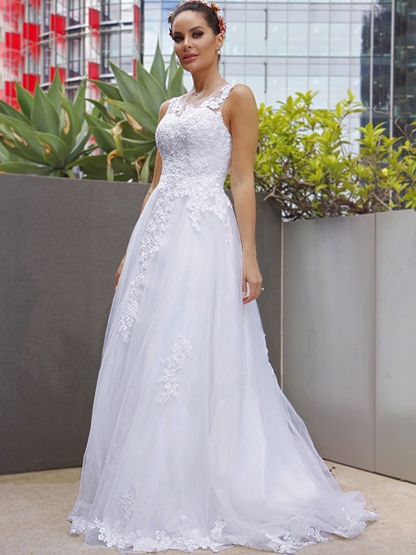 A-Line/Princess Sleeveless Tulle Lace Scoop Sweep/Brush Train Wedding Dresses 905