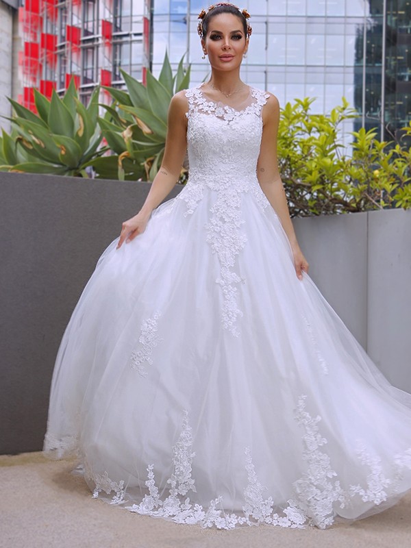 A-Line/Princess Sleeveless Tulle Lace Scoop Sweep/Brush Train Wedding Dresses 905