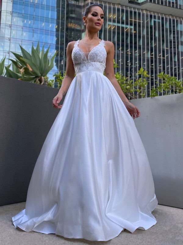 A-Line/Princess V-neck Satin Applique Sleeveless Sweep/Brush Train Wedding Dresses 1141