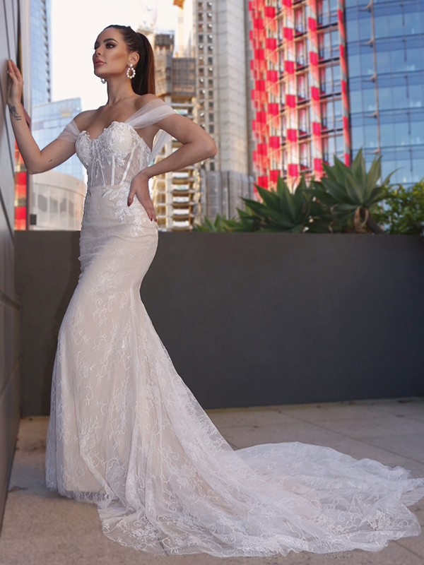 Sheath/Column Lace Sleeveless Off-the-Shoulder Applique Court Train Wedding Dresses 1397