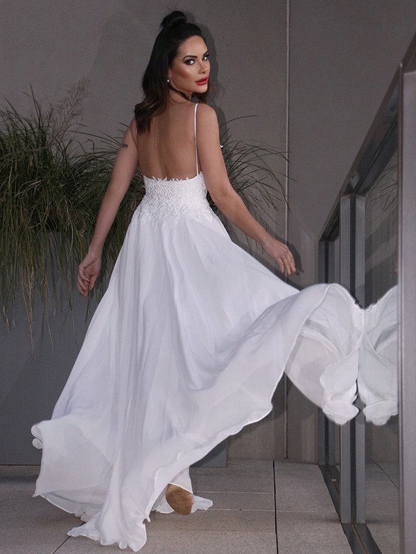 A-Line/Princess Applique Chiffon V-neck Sleeveless Sweep/Brush Train Wedding Dresses 611