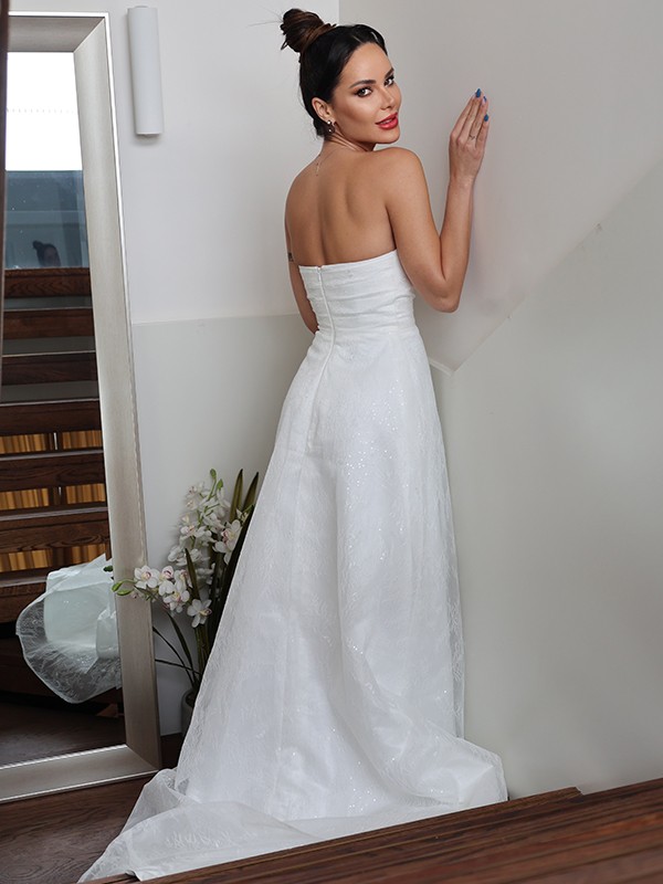 A-Line/Princess Ruched Sweetheart Sleeveless Sweep/Brush Train Wedding Dresses 778