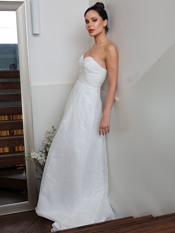 A-Line/Princess Ruched Sweetheart Sleeveless Sweep/Brush Train Wedding Dresses 778