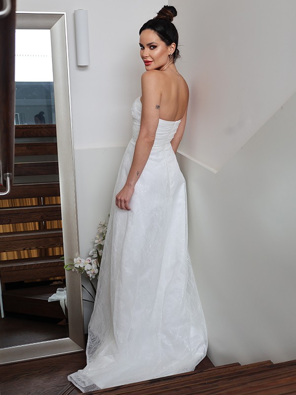 A-Line/Princess Ruched Sweetheart Sleeveless Sweep/Brush Train Wedding Dresses 778