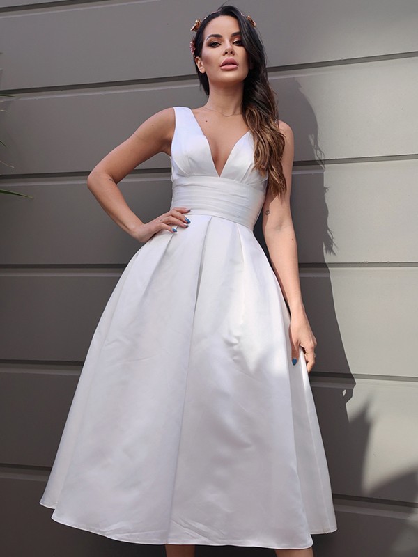 A-Line/Princess Satin Ruched V-neck Sleeveless Tea-Length Wedding Dresses 828