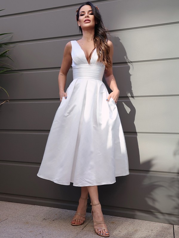 A-Line/Princess Satin Ruched V-neck Sleeveless Tea-Length Wedding Dresses 828