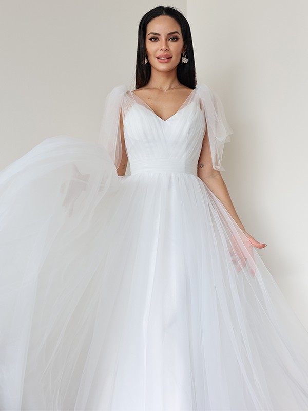 A-Line/Princess Tulle Ruffles V-neck Sleeveless Floor-Length Wedding Dresses 1096