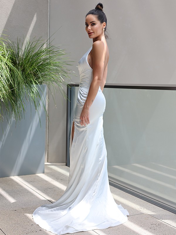 Sheath/Column Silk Like Satin Ruched V-neck Sleeveless Sweep/Brush Train Wedding Dresses 1429