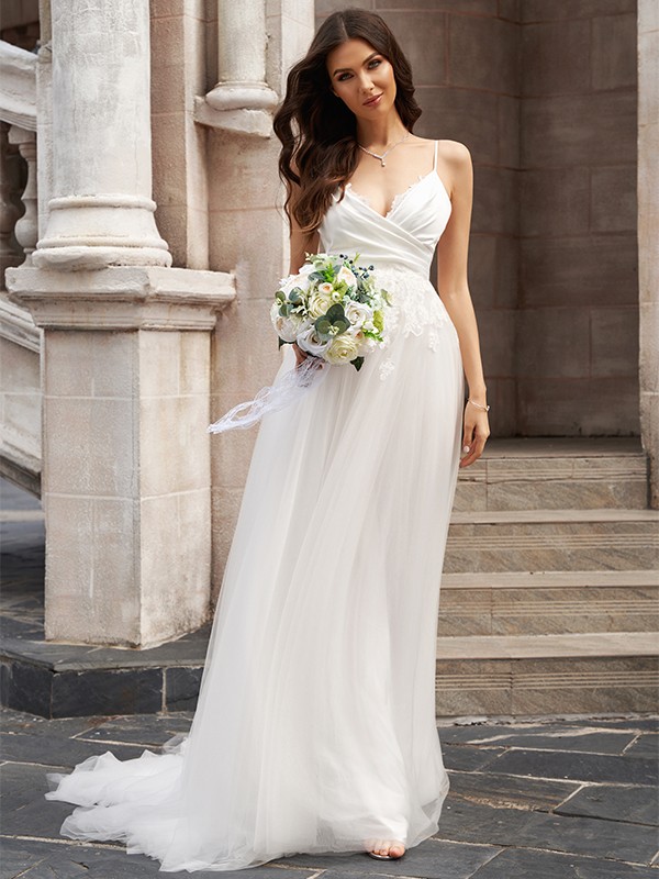 A-Line/Princess V-neck Tulle Sleeveless Applique Sweep/Brush Train Wedding Dresses 1166