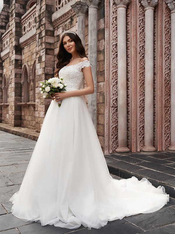 A-Line/Princess Applique Off-the-Shoulder Sleeveless Tulle Court Train Wedding Dresses 612