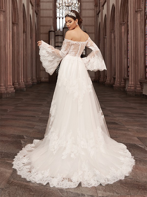 A-Line/Princess Off-the-Shoulder Tulle Long Sleeves Applique Sweep/Brush Train Wedding Dresses 766