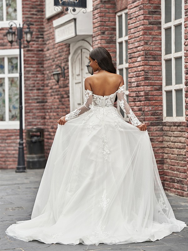 A-Line/Princess Tulle Applique Off-the-Shoulder Long Sleeves Sweep/Brush Train Wedding Dresses 975