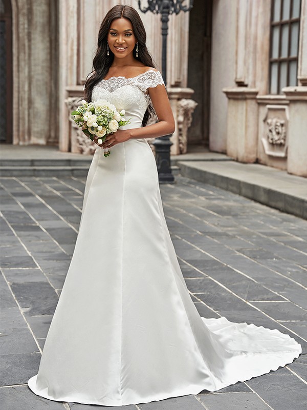 A-Line/Princess Scoop Satin Lace Sleeveless Chapel Train Wedding Dresses 875