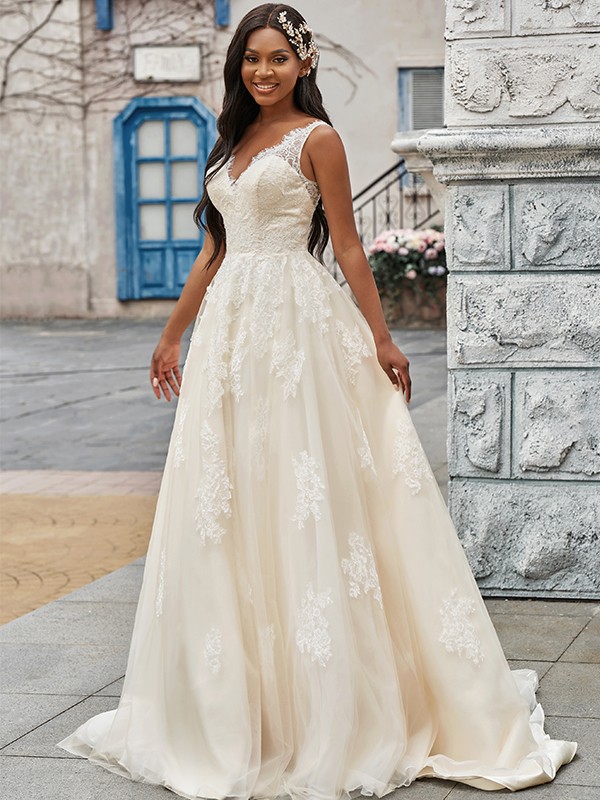 A-Line/Princess Tulle Applique V-neck Sleeveless Sweep/Brush Train Wedding Dresses 1027