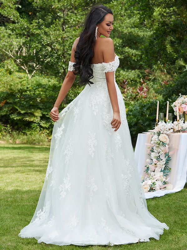 A-Line/Princess Lace Applique Off-the-Shoulder Sleeveless Sweep/Brush Train Wedding Dresses 692