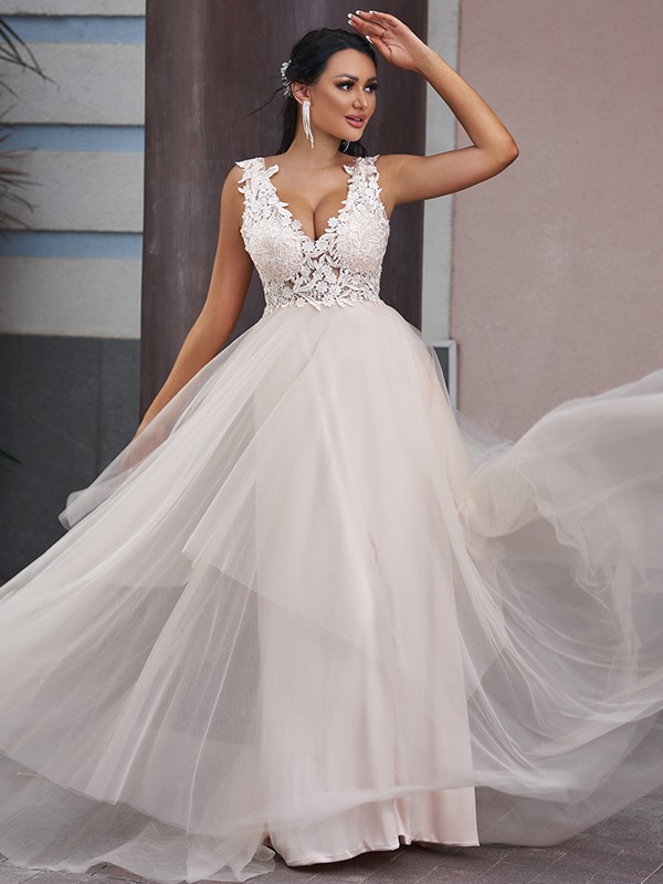 A-Line/Princess Tulle Applique V-neck Sleeveless Sweep/Brush Train Wedding Dresses 1028