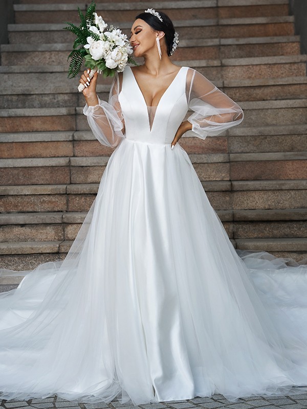 A-Line/Princess Tulle Ruffles V-neck Long Sleeves Court Train Wedding Dresses 1095