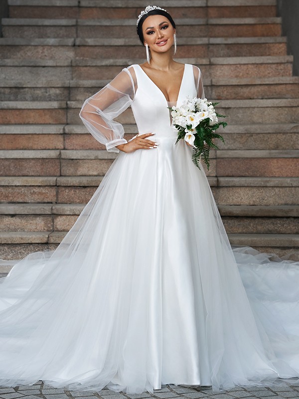 A-Line/Princess Tulle Ruffles V-neck Long Sleeves Court Train Wedding Dresses 1095