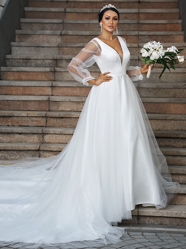 A-Line/Princess Tulle Ruffles V-neck Long Sleeves Court Train Wedding Dresses 1095