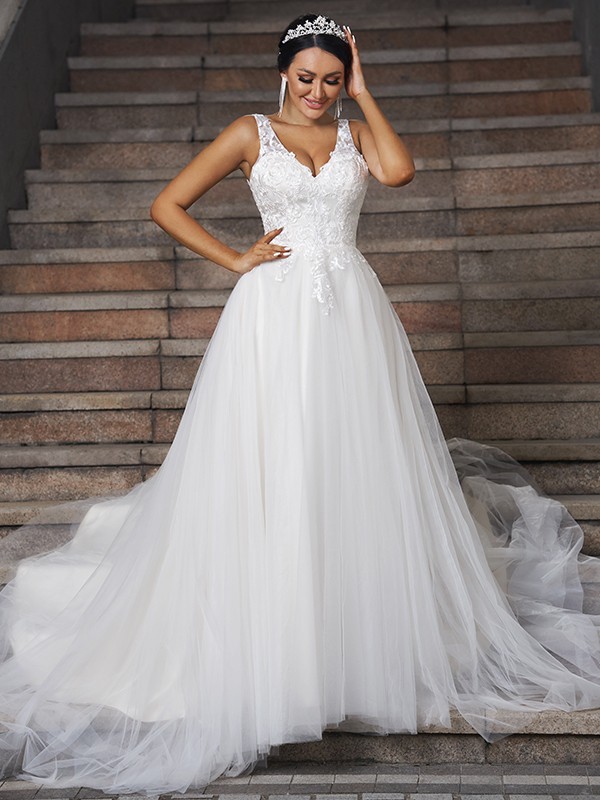 A-Line/Princess Tulle Applique V-neck Sleeveless Court Train Wedding Dresses 1019