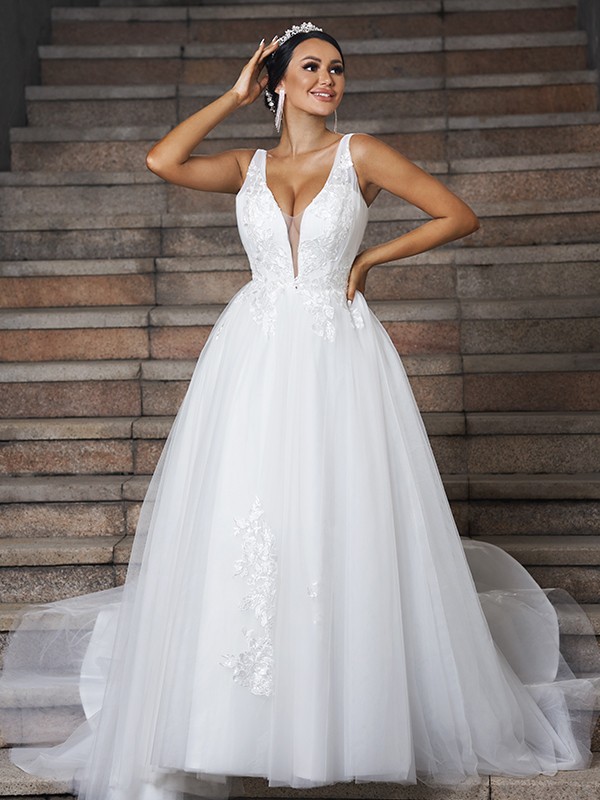 A-Line/Princess Tulle Applique V-neck Sleeveless Sweep/Brush Train Wedding Dresses 1030