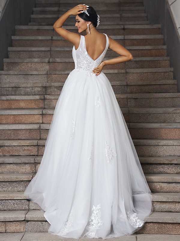 A-Line/Princess Tulle Applique V-neck Sleeveless Sweep/Brush Train Wedding Dresses 1030