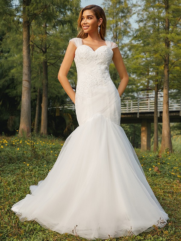 Trumpet/Mermaid Tulle Applique Sweetheart Sleeveless Sweep/Brush Train Wedding Dresses 1720