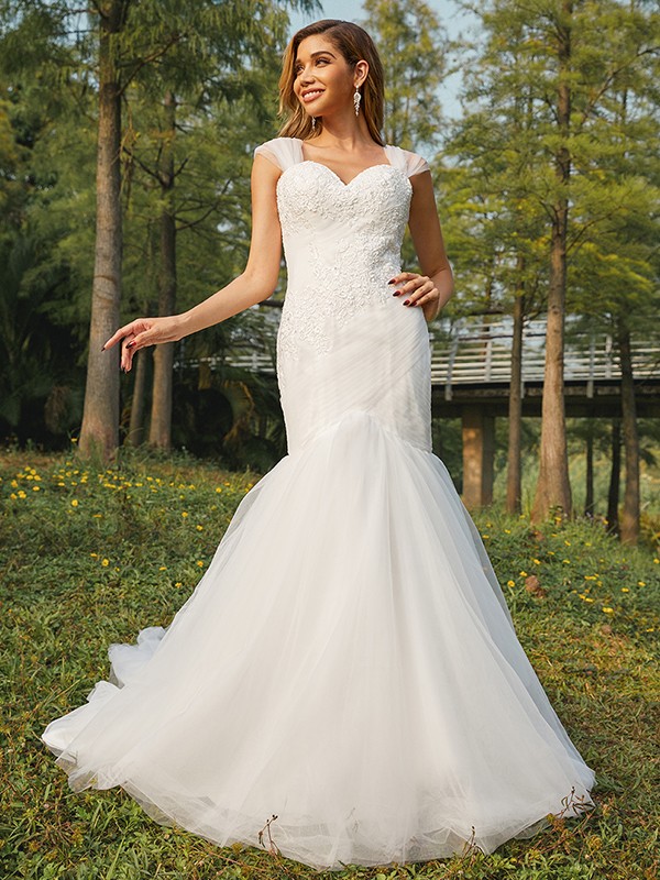 Trumpet/Mermaid Tulle Applique Sweetheart Sleeveless Sweep/Brush Train Wedding Dresses 1720