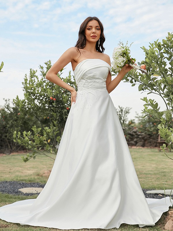 A-Line/Princess Satin Ruched Strapless Sleeveless Sweep/Brush Train Wedding Dresses 819