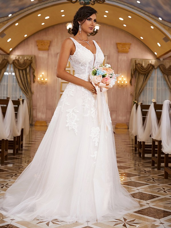 A-Line/Princess Lace Applique V-neck Sleeveless Sweep/Brush Train Wedding Dresses 715