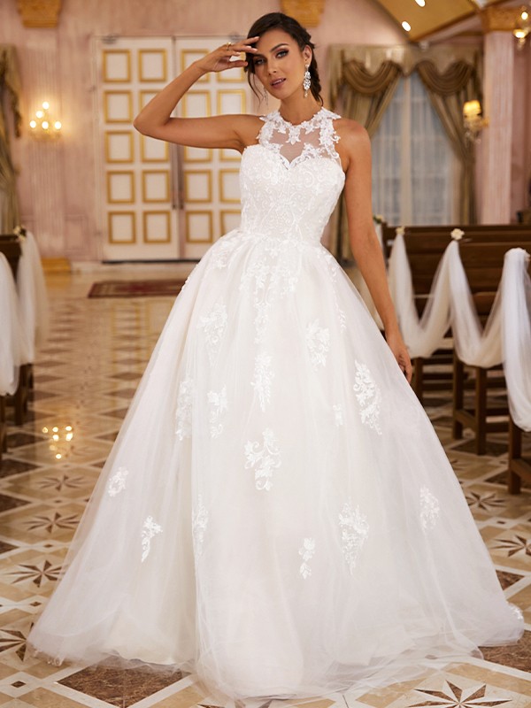 A-Line/Princess Lace Applique Scoop Sleeveless Sweep/Brush Train Wedding Dresses 696