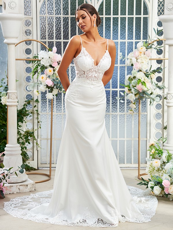 Sheath/Column Lace V-neck Sleeveless Sweep/Brush Train Wedding Dresses 1402