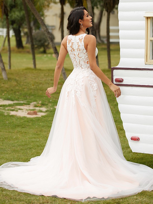 A-Line/Princess Tulle Lace V-neck Sleeveless Court Train Wedding Dresses 1070