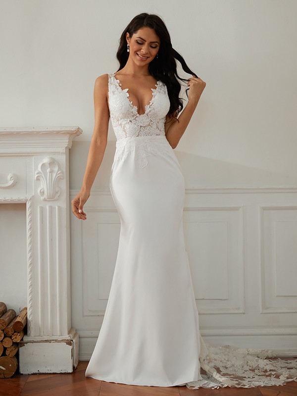 Sheath/Column Stretch Crepe Lace V-neck Sleeveless Sweep/Brush Train Wedding Dresses 1479