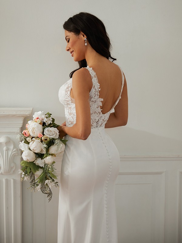 Sheath/Column Stretch Crepe Lace V-neck Sleeveless Sweep/Brush Train Wedding Dresses 1479