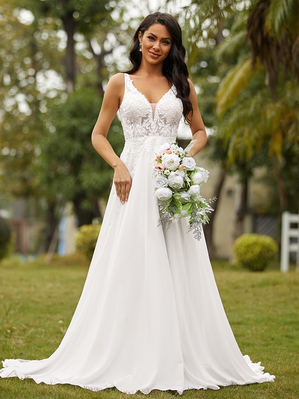 A-Line/Princess Chiffon Lace V-neck Sleeveless Court Train Wedding Dresses 654