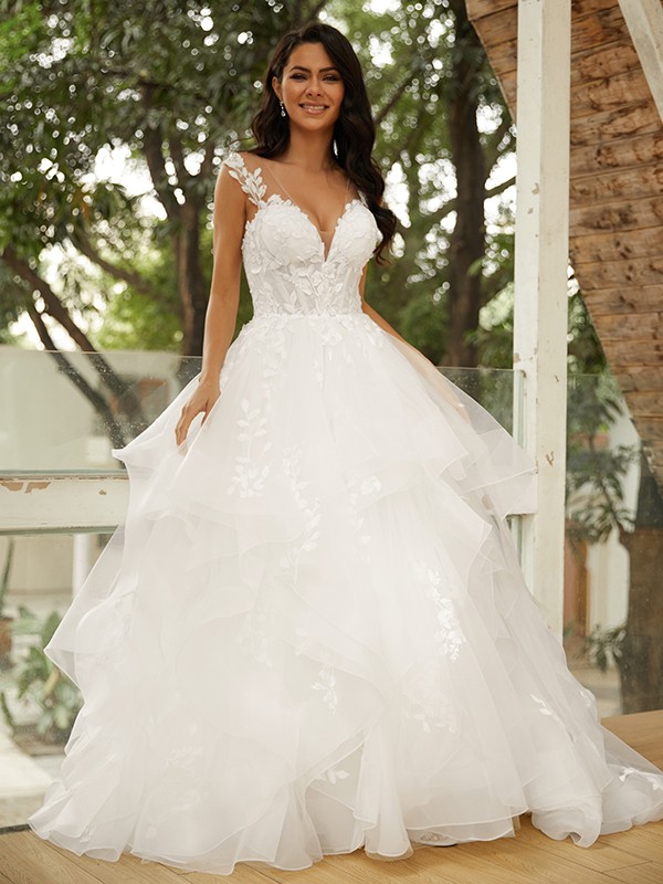 Ball Gown Tulle Applique V-neck Sleeveless Court Train Wedding Dresses 1300