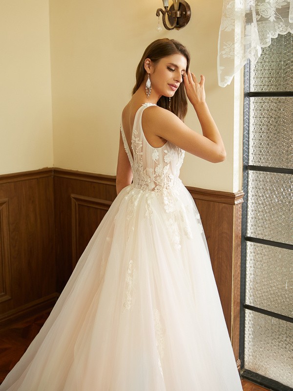 A-Line/Princess Tulle Applique V-neck Sleeveless Cathedral Train Wedding Dresses 1014