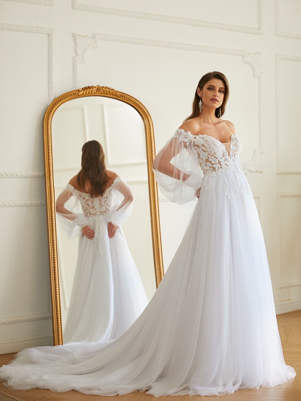 A-Line/Princess Tulle Applique Off-the-Shoulder Long Sleeves Chapel Train Wedding Dresses 974