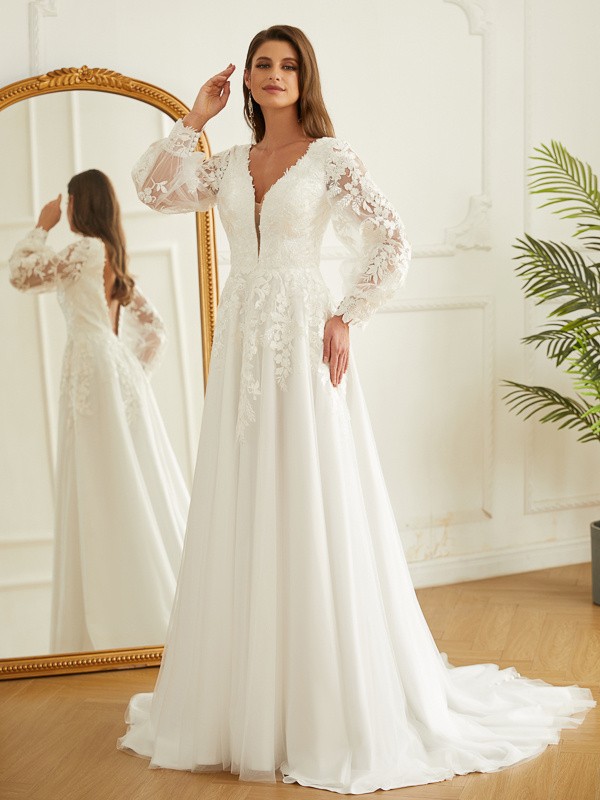 A-Line/Princess Tulle Lace V-neck Long Sleeves Court Train Wedding Dresses 1066