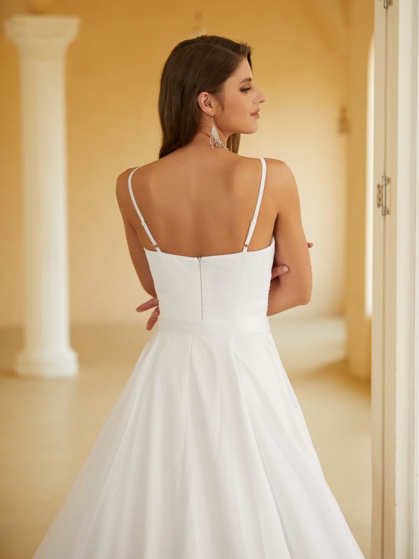 Sheath/Column Charmeuse Ruched V-neck Sleeveless Court Train Wedding Dresses(Detachable Train) 1361