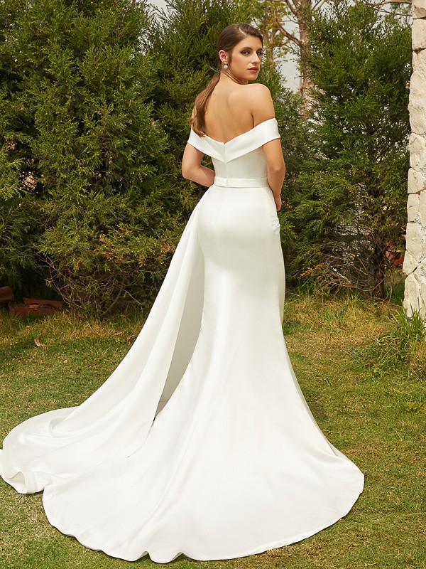 Sheath/Column Charmeuse Ruched Off-the-Shoulder Sleeveless Court Train Wedding Dresses 1352