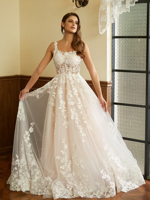 A-Line/Princess Tulle Applique Straps Sleeveless Court Train Wedding Dresses 999