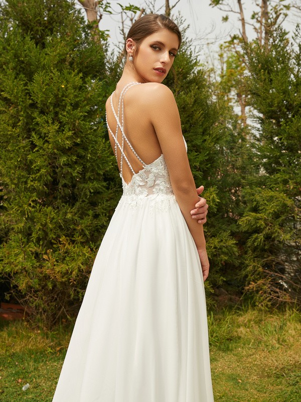 A-Line/Princess Chiffon Lace V-neck Sleeveless Sweep/Brush Train Wedding Dresses 657