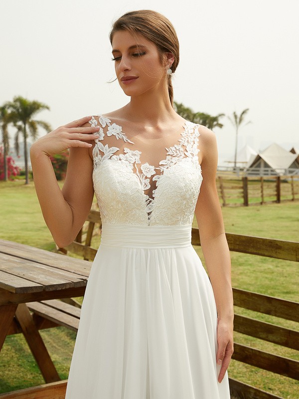 A-Line/Princess Chiffon Lace Scoop Sleeveless Sweep/Brush Train Wedding Dresses 647