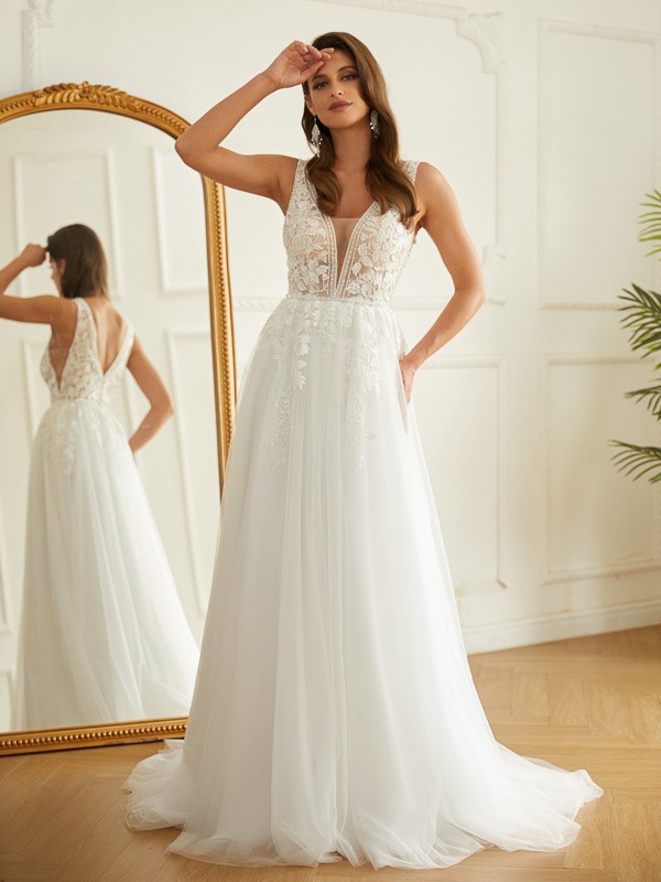 A-Line/Princess Tulle Applique V-neck Sleeveless Sweep/Brush Train Wedding Dresses 1032